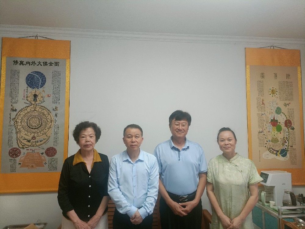 吴桂中.jpg
