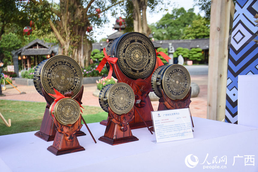 壮族铜鼓。人民网 王功孝摄