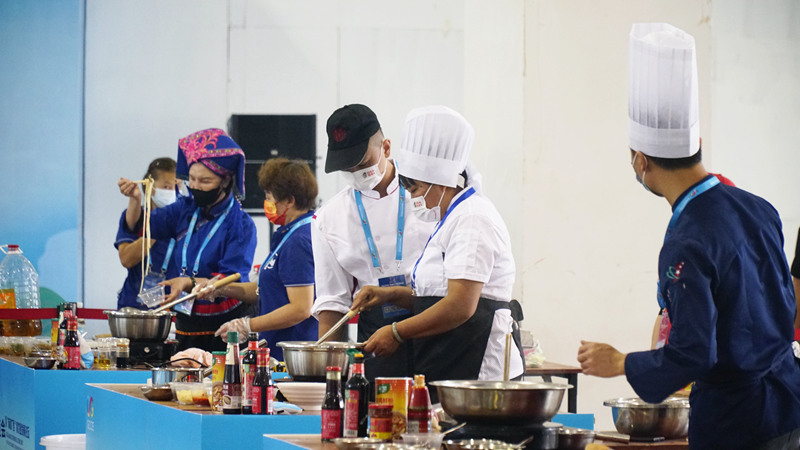 比赛现场。何善权摄