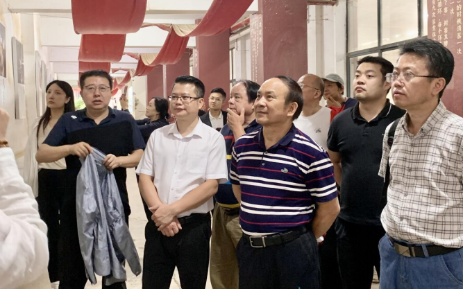 1718795622700585.png 组委会组团到贵州茅台镇波波匠酒厂考察交流.png